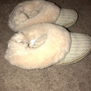 Ugg Slippers Size 7